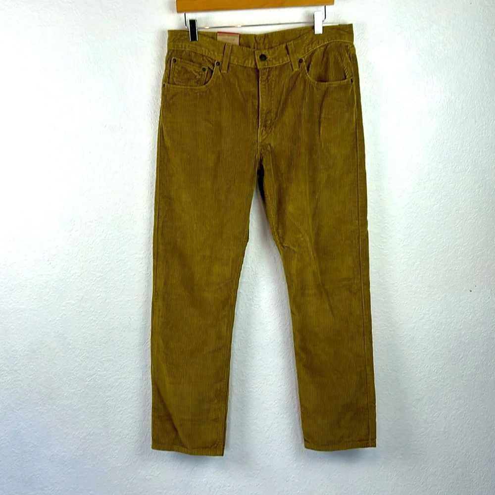 NWT Levi’s tan cord straight pants 32 x 30 - Picture 1 of 8